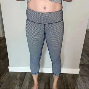 Lululemon  Crops